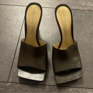 Botega Veneta Strech Mule Wedges